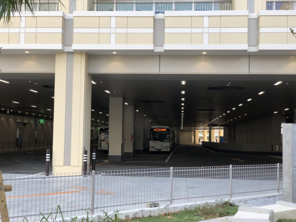 新那覇バスターミナルが完成!那覇から各地へバスがより便利に! はいた〜い沖縄散歩の旅 新那覇バスターミナルが完成!那覇から各地へバスがより便利に! はいた〜い沖縄散歩の旅